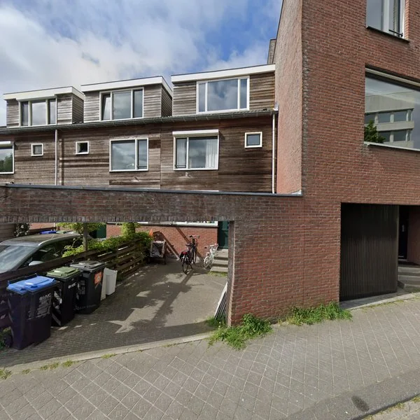 Straatbeeld van Badhuisweg 136, 1506PB Zaandam