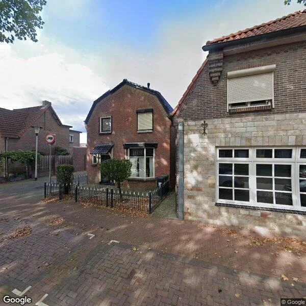 Straatbeeld van Bakelsedijk 28, 5701HC Helmond