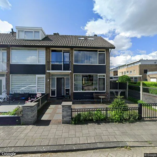 Straatbeeld van Baljuwweg 1, 3331KD Zwijndrecht