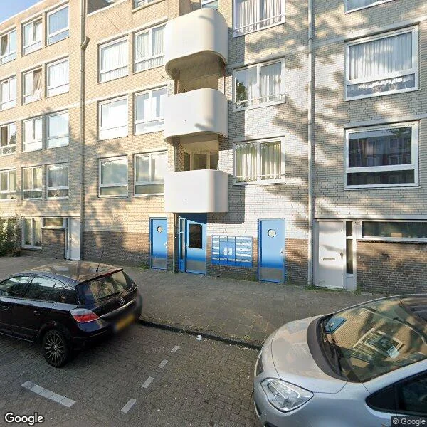 Straatbeeld van Barbusselaan 155, 1102TT Amsterdam