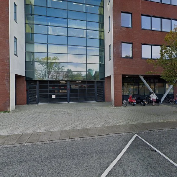 Straatbeeld van Bargelaan 112, 2333CW Leiden