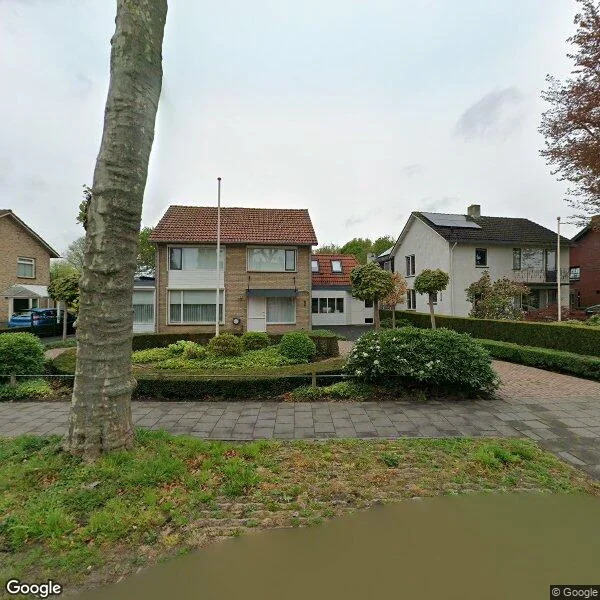 Straatbeeld van Baron van den Bogaerdelaan 6, 5473AV Heeswijk-Dinther