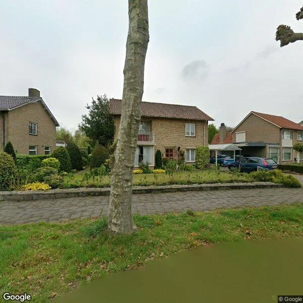 Straatbeeld van Baron van den Bogaerdelaan 8, 5473AV Heeswijk-Dinther