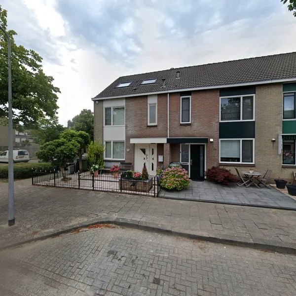 Straatbeeld van Bartokweg 52, 1323TB Almere