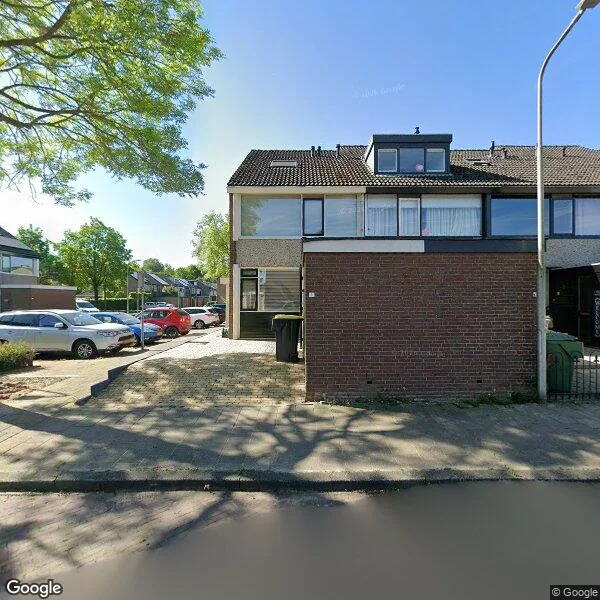Straatbeeld van Batiststraat 1, 3295VA 's-Gravendeel