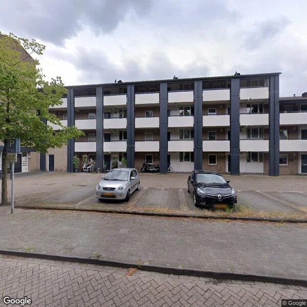 Straatbeeld van Beatrixlaan 74, 5707LX Helmond