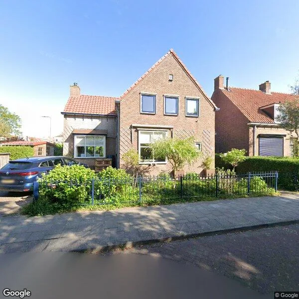 Straatbeeld van Beatrixstraat 12, 3291BA Strijen