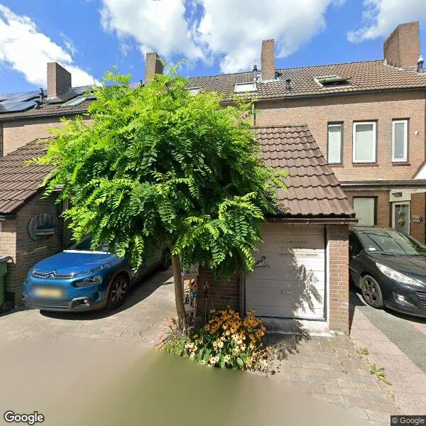 Straatbeeld van Behringhof 37, 7908BT Hoogeveen