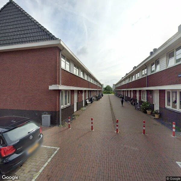 Straatbeeld van Bellefleurhof 13, 1036LC Amsterdam