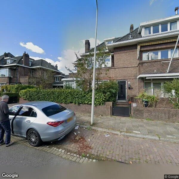 Straatbeeld van Benoordenhoutseweg 245, 2596BG Den Haag