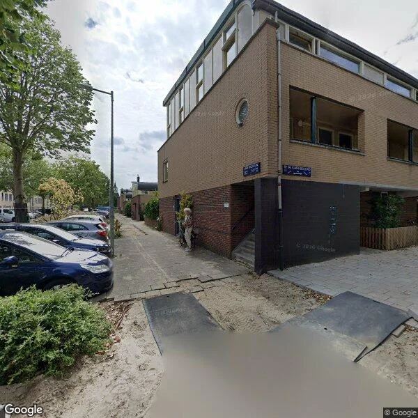 Straatbeeld van Bep van Klaverenboulevard 24, 1034WP Amsterdam
