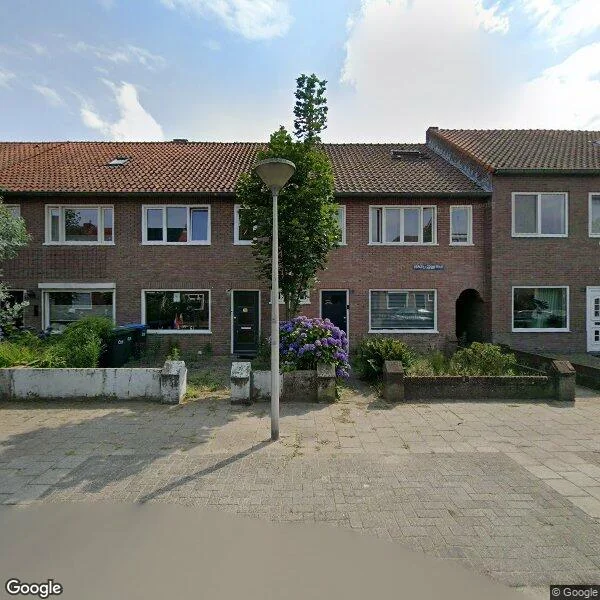 Straatbeeld van Bergen op Zoomstraat 17, 5652KA Eindhoven