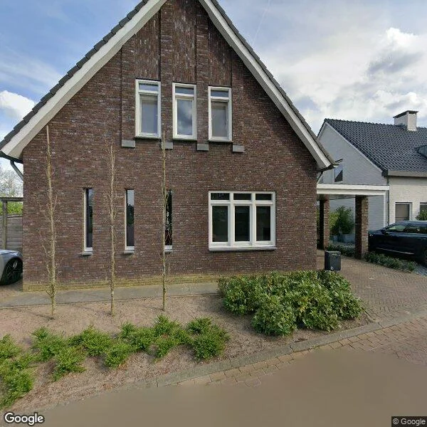 Straatbeeld van Bergmolen 16, 5472RG Loosbroek