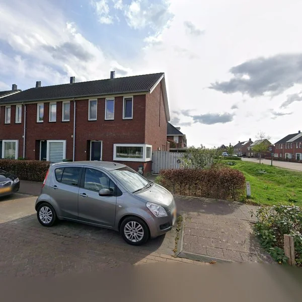 Straatbeeld van Bergmolen 45, 5472RG Loosbroek