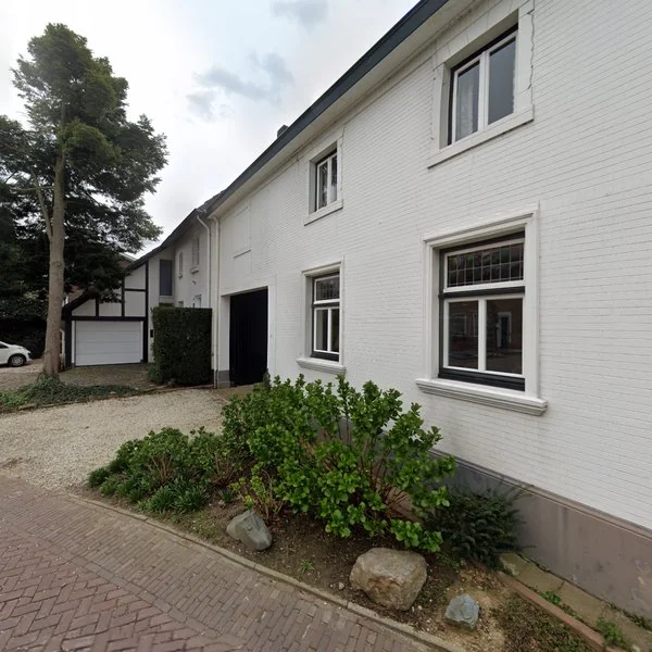 Straatbeeld van Bergstraat 13, 6174RN Sweikhuizen