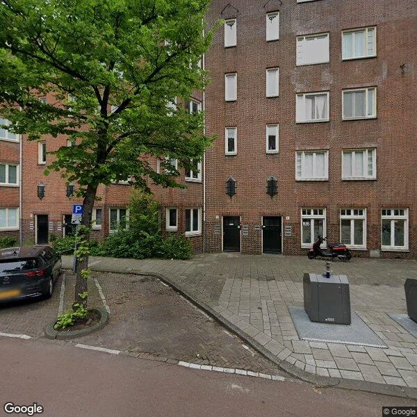 Straatbeeld van Bernard Kochstraat 9-2, 1075LJ Amsterdam