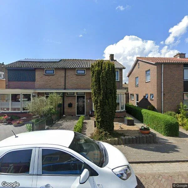 Straatbeeld van Bernhardstraat 23, 1633JH Avenhorn