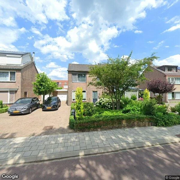 Straatbeeld van Beusichemseweg 82, 3997MK 't Goy