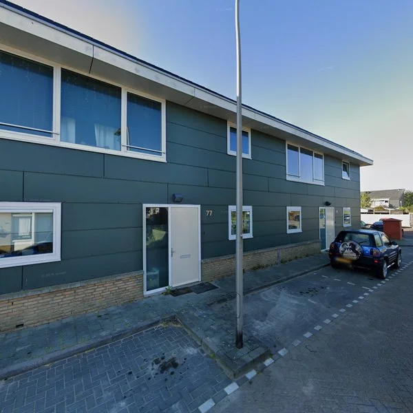 Straatbeeld van Beverwijkstraat 77, 3212LA Simonshaven