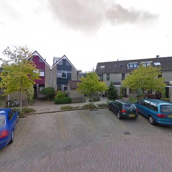 Straatbeeld van Biesheuvelplein 12, 2064WL Spaarndam