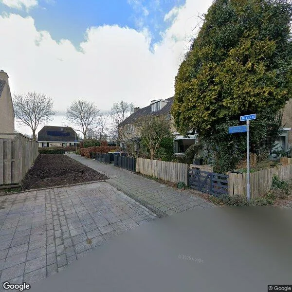 Straatbeeld van Biezen 8, 2992VA Barendrecht