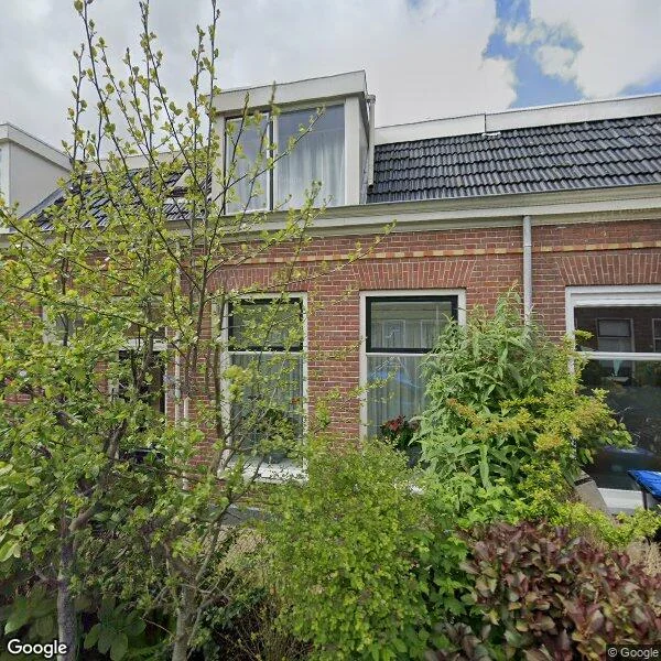 Straatbeeld van Bisschopstraat 16, 8921AZ Leeuwarden