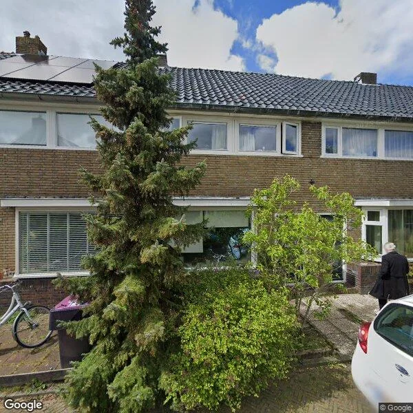Straatbeeld van Bisschopstraat 32, 8921AZ Leeuwarden