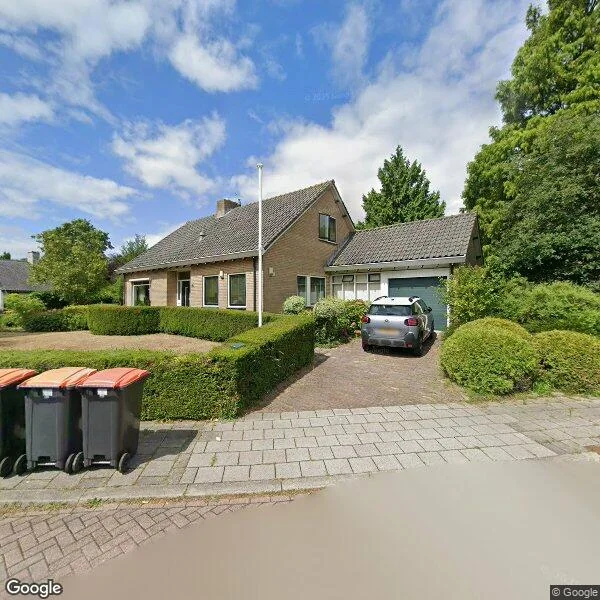 Straatbeeld van Bloemenstraat 10, 2981BE Ridderkerk