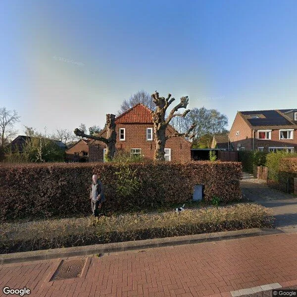 Straatbeeld van Bloemenstraat 42, 6596DV Milsbeek