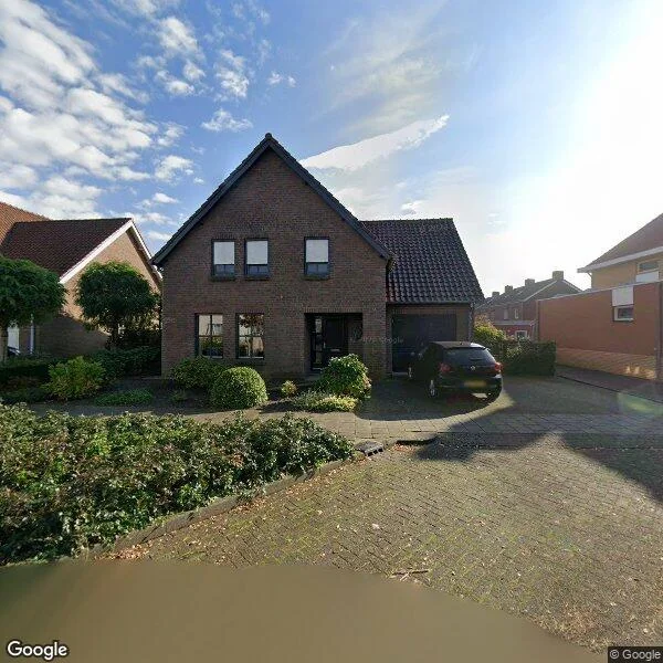 Straatbeeld van Bodestraat 4, 6015BS Neeritter