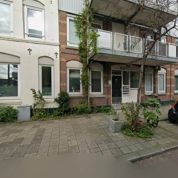 Straatbeeld van Boezemdwarsstraat 47, 3034EP Rotterdam