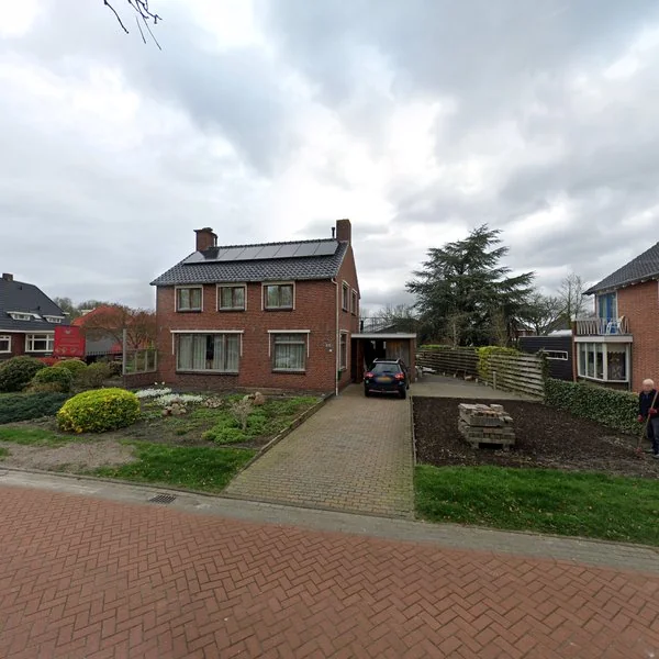 Straatbeeld van Bovenburen 2, 9675HG Winschoten