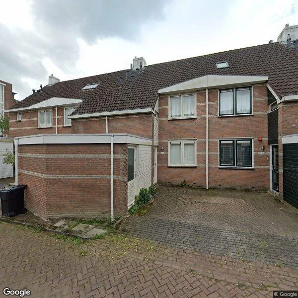Straatbeeld van Bram Limburgstraat 94, 2251RR Voorschoten