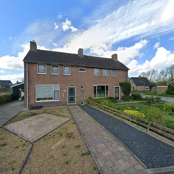 Straatbeeld van Bredeweg 12, 9995PT Kantens