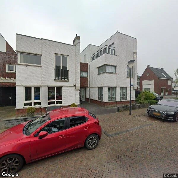 Straatbeeld van Breewijd 2, 1132LK Volendam