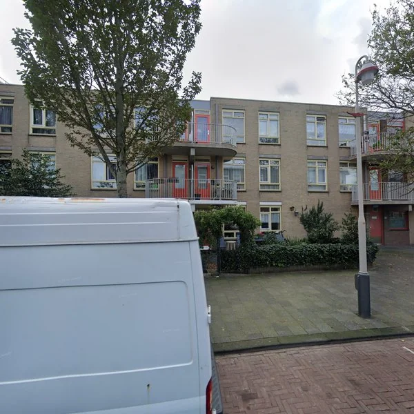 Straatbeeld van Breezandstraat 82, 2583KV Den Haag