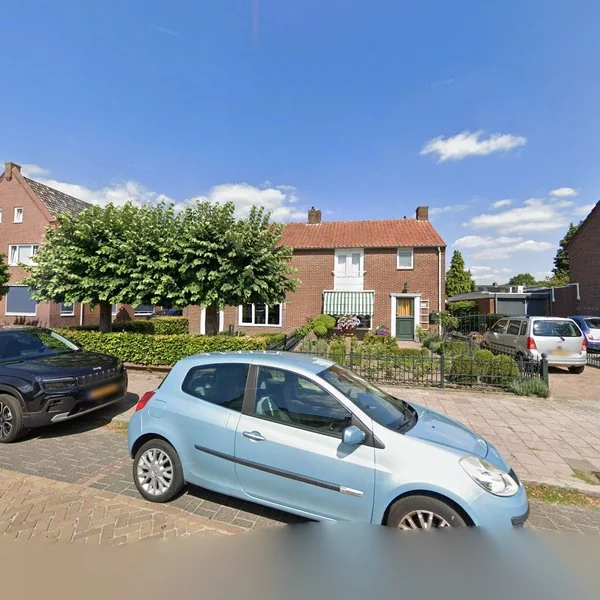 Straatbeeld van Broekweg 60, 5503GG Veldhoven
