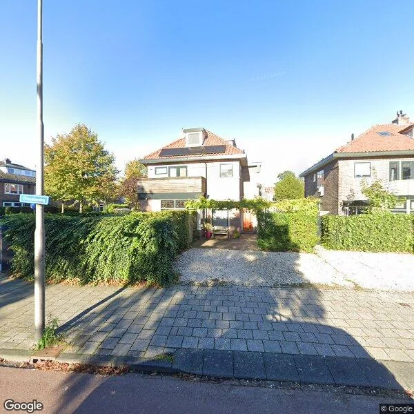 Straatbeeld van Bronsteeweg 9, 2101AA Heemstede