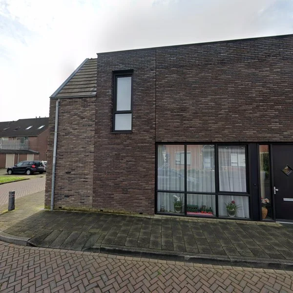 Straatbeeld van Brugstraat 107, 6591BB Gennep