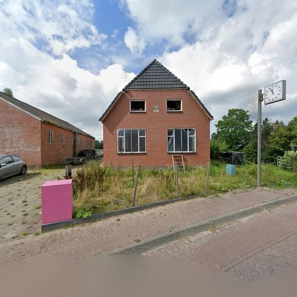 Straatbeeld van Brugstraat 48, 9844PD Pieterzijl