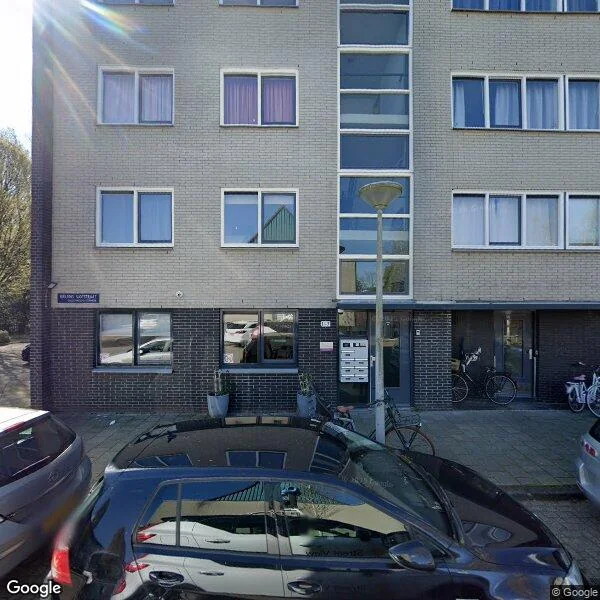 Straatbeeld van Bruins Slotstraat 2, 1067VB Amsterdam