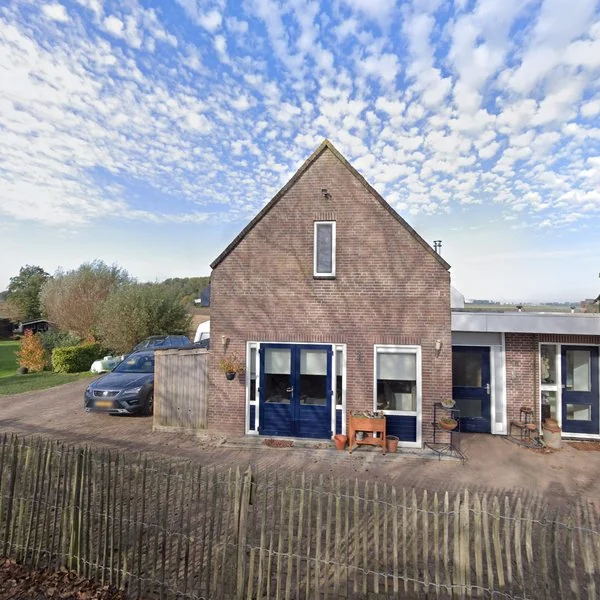 Straatbeeld van Buitendijk 58, 4255GV Nieuwendijk