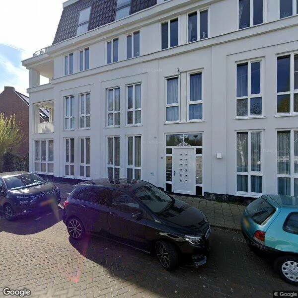 Straatbeeld van Buitenhuislaan 26, 1121RM Landsmeer