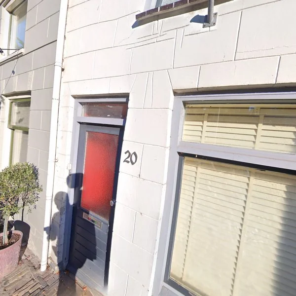 Straatbeeld van Buitenwatersloot 22, 2613SR Delft