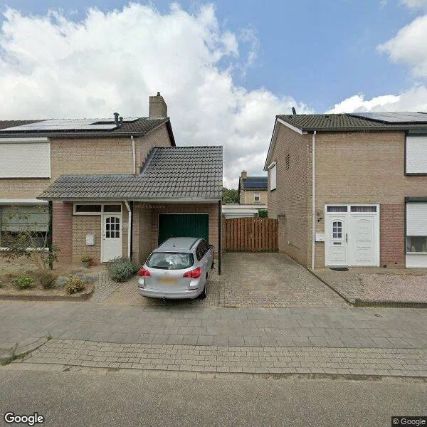 Straatbeeld van Bunderstraat 14, 6077GP Sint Odiliënberg