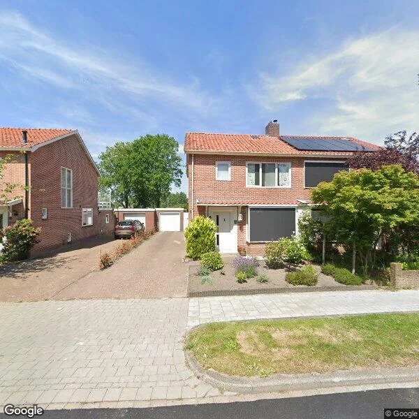 Straatbeeld van Buorren 11, 9084BB Goutum