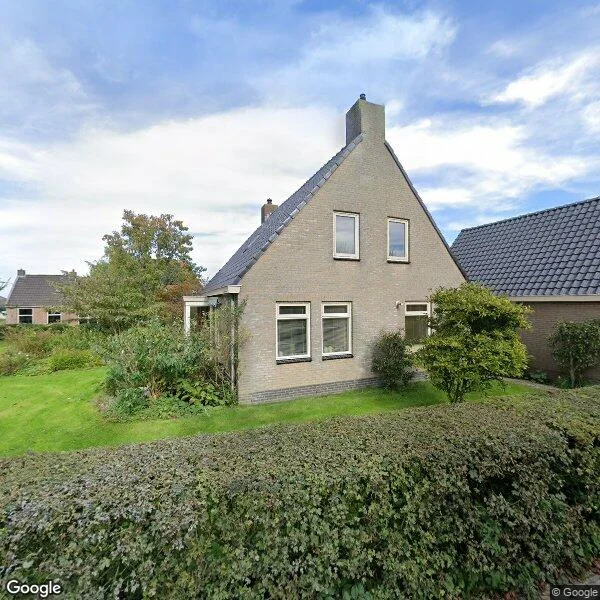 Straatbeeld van Buorren 5, 9032XB Blessum