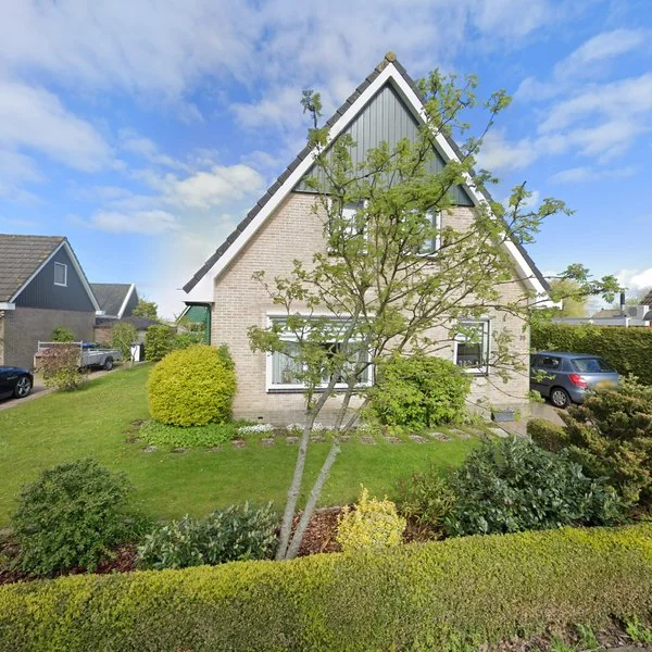 Straatbeeld van Buren 38, 8761PC Ferwoude