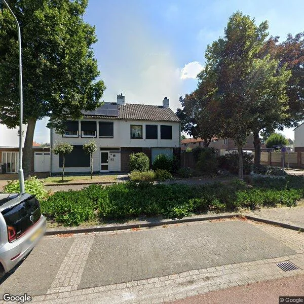 Straatbeeld van Burg Cremersstraat 50, 5971VZ Grubbenvorst