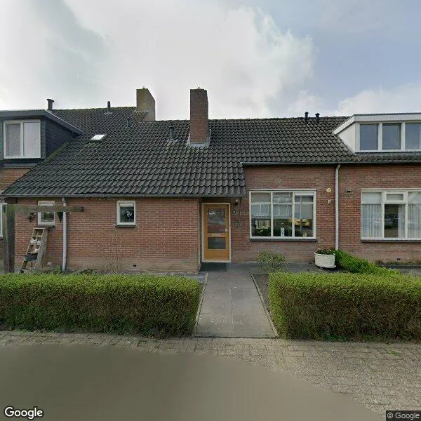 Straatbeeld van Burg. Hillenaarstraat 28, 6629AP Appeltern